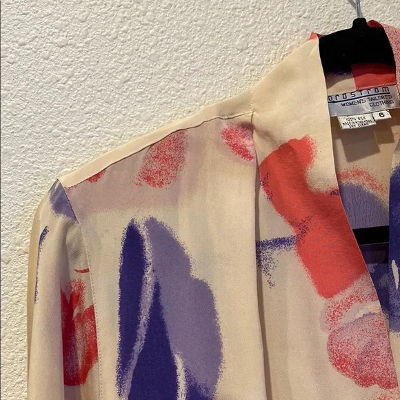 90s SILK drape plunge neck top‎